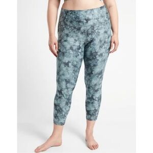 Athleta Salutation Stash 7/8 Leggings - Like New